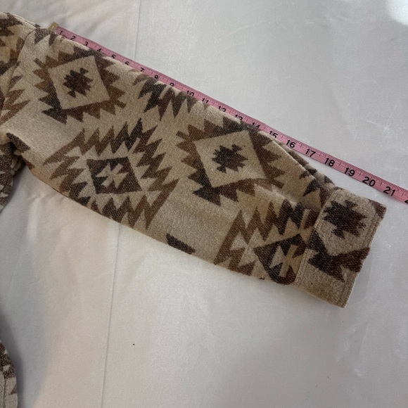 NWOT Miss Me Aztec Inspired Print Button Down Beige Taupe Brown Shacket - Picture 8 of 13